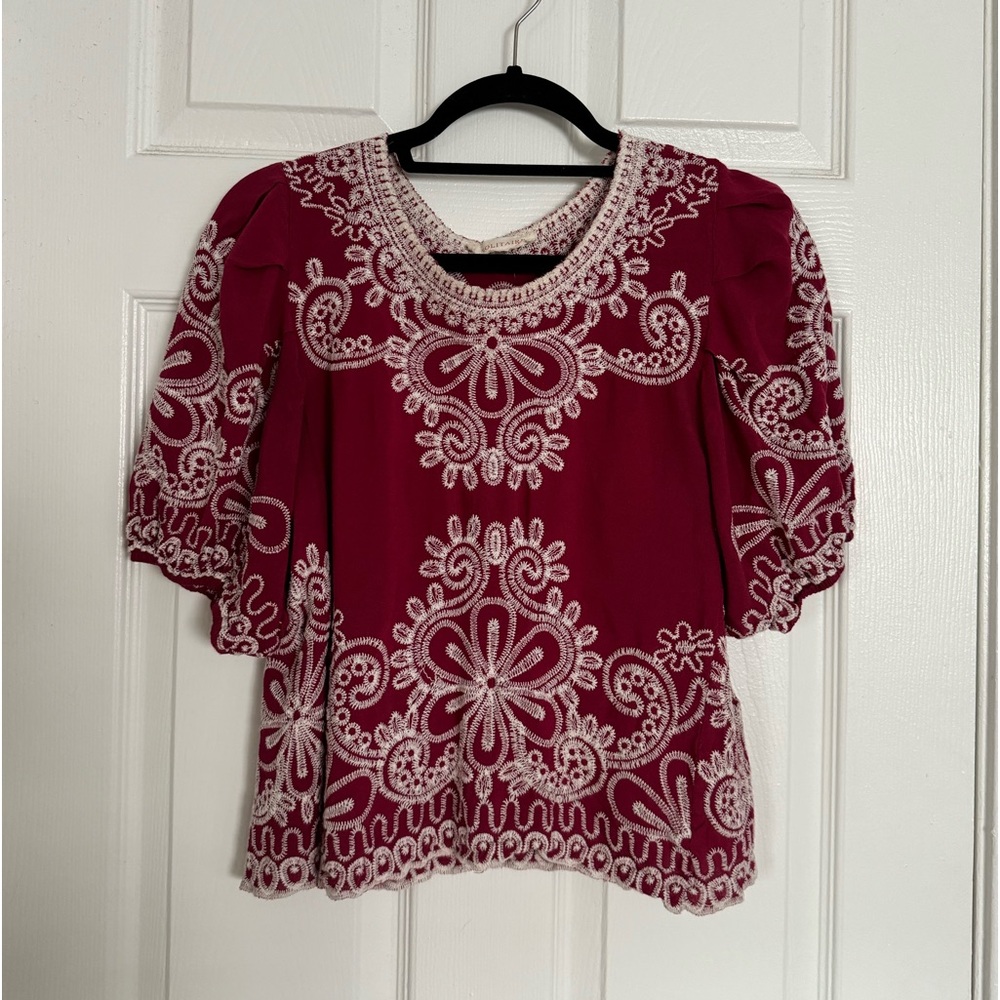 SOLITAIRE Embroidered Top L